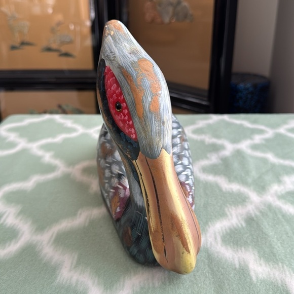 Handcrafted wooden Pelican figurine - Picture 4 of 7